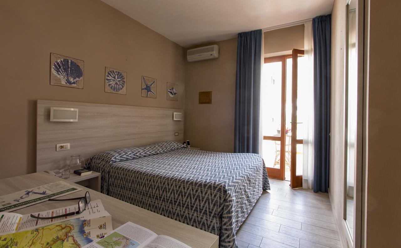 Hotel Corallo 波蒙特 外观 照片